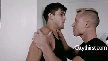Muscular Military Hunks Justin Matthews and Ellion Finn in Passionate Gay Hardcore Encounter