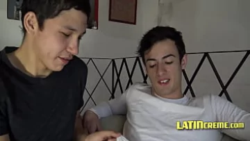  Hot Latin Twinks Paid 6000 Pesos to Film a Bareback Gay Orgy