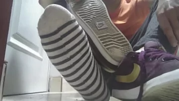  Sensual Latina in Red Sneakers and Sweaty Socks – Gay Twink Fetish