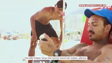 Sandy Beaches and BBC: Gay Amateur Gets Paid to Suck a Big Dick