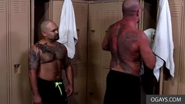  Big Rod Playtime: A Hot Gay Encounter with Rimming, Anal, and Bareback