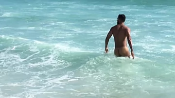  Naughty Beach Day: Solo Gay Amateur Exhibitionist